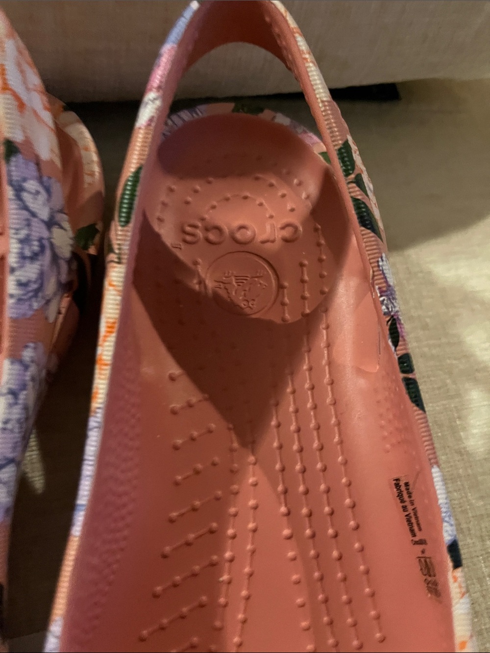 CROCS Women's Dusty Rose Floral Slip-On Flats - Picture 10 of 11